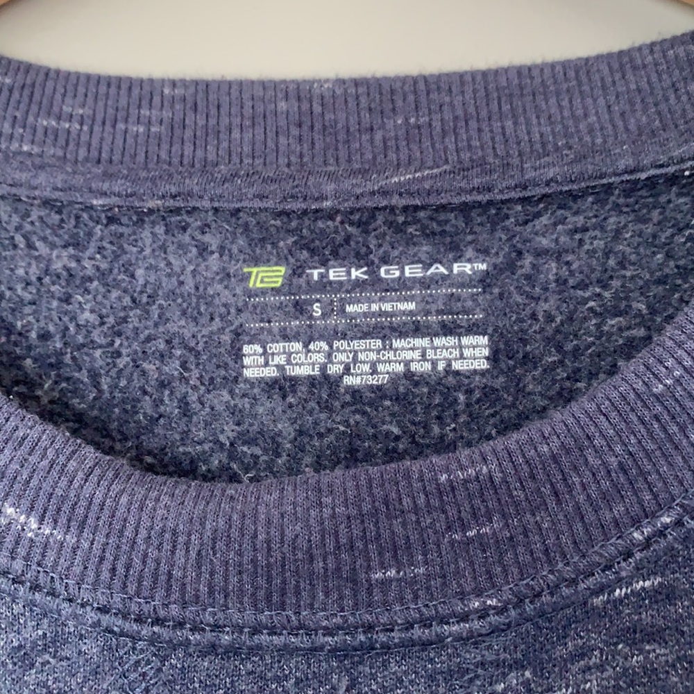 75% off Navy Sweatshirt - Picture 2 of 5
